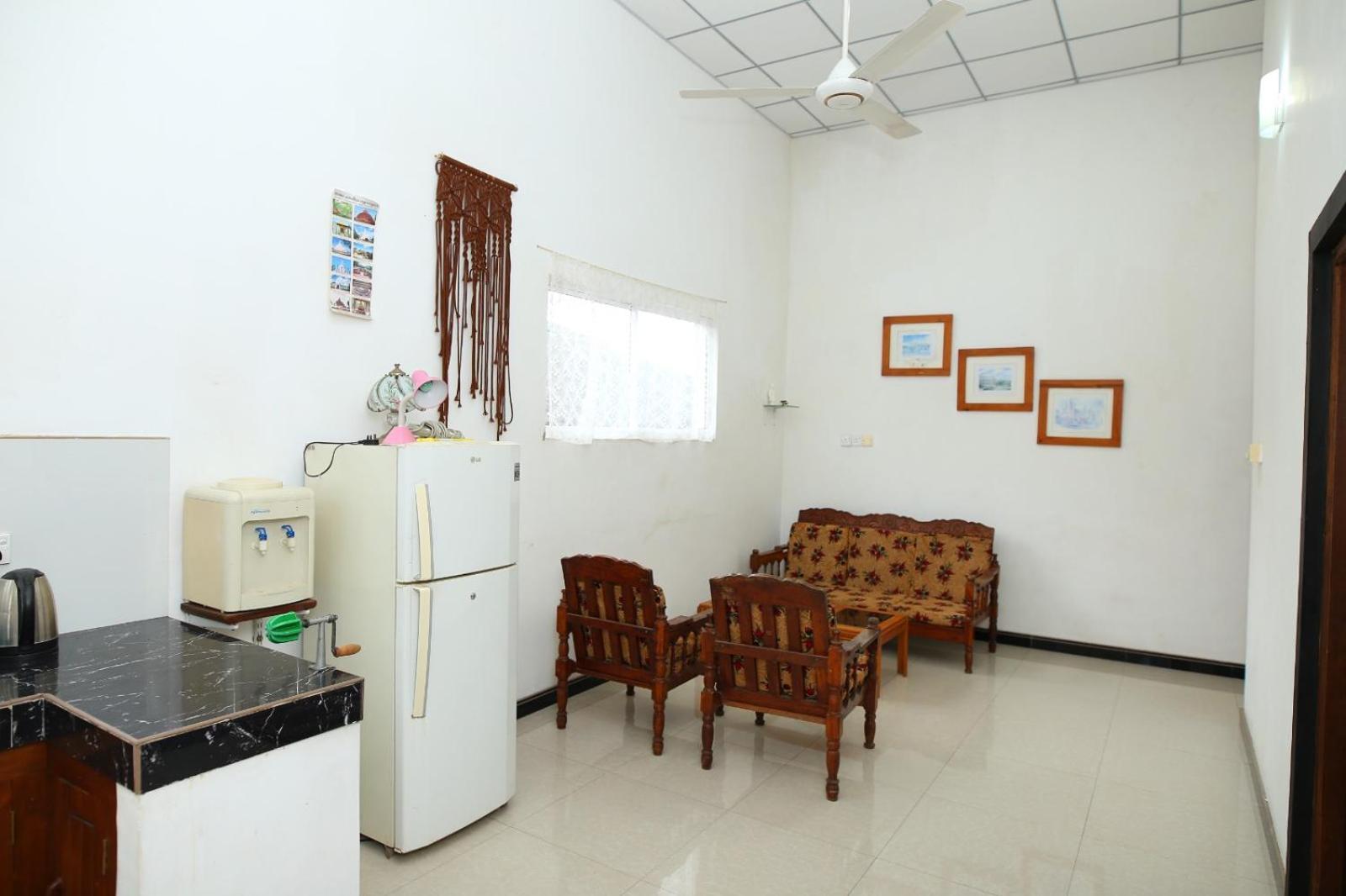 Sujee'S Guest House With Two Bed Rooms أنرادابورام المظهر الخارجي الصورة