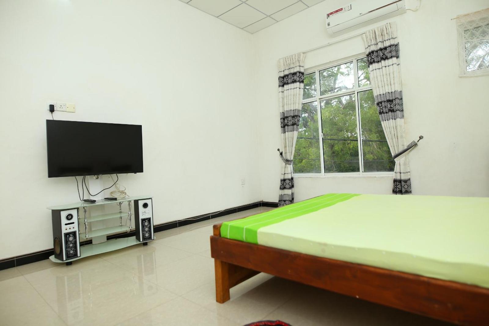 Sujee'S Guest House With Two Bed Rooms أنرادابورام المظهر الخارجي الصورة