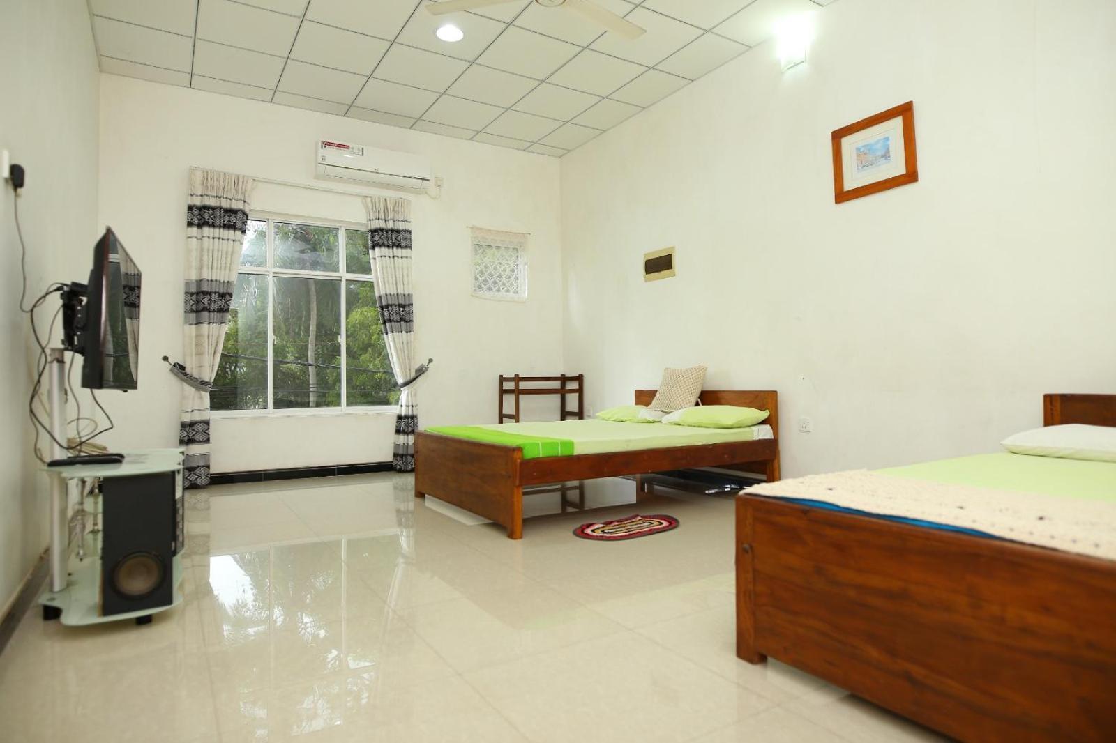 Sujee'S Guest House With Two Bed Rooms أنرادابورام المظهر الخارجي الصورة