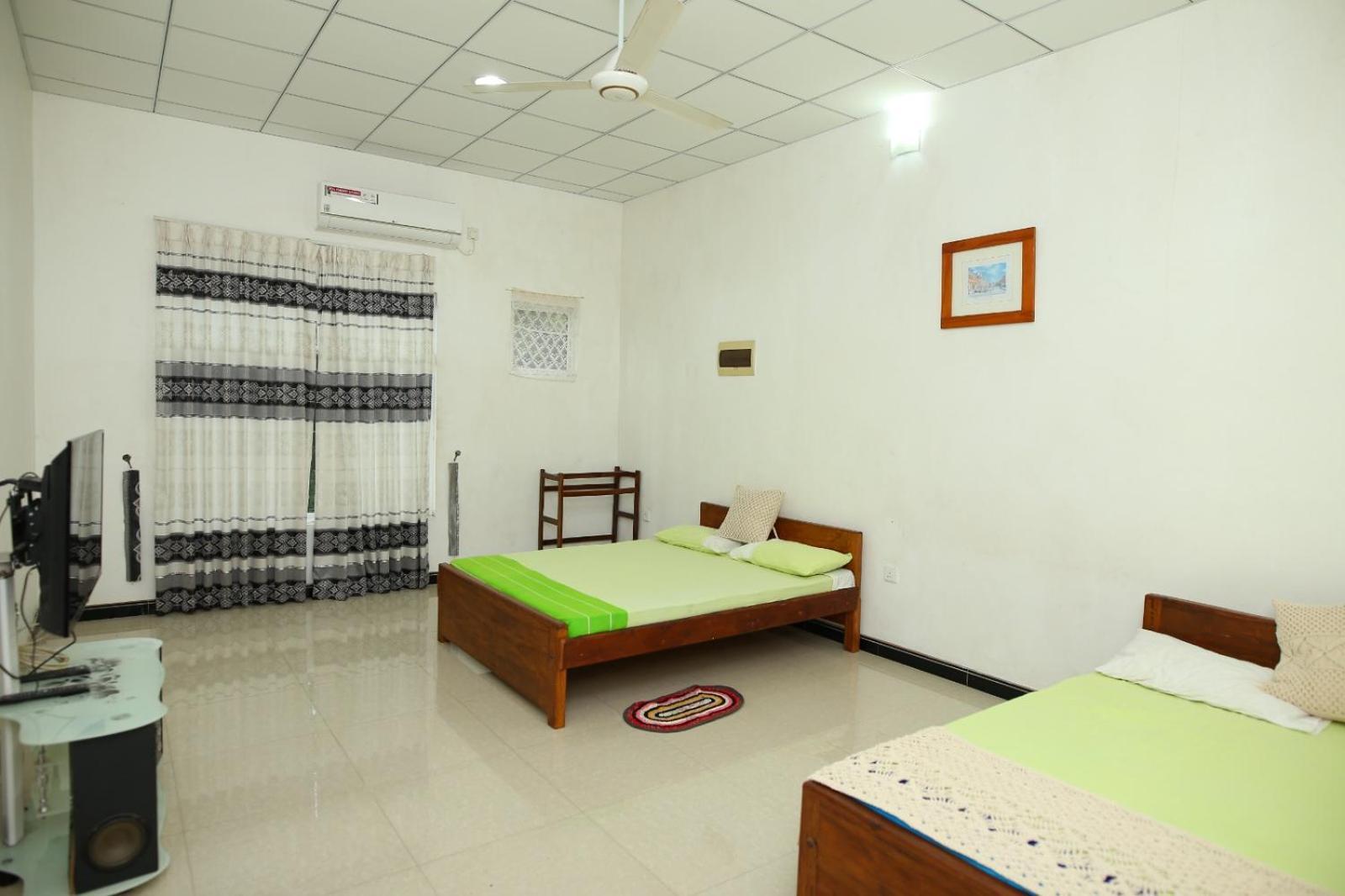 Sujee'S Guest House With Two Bed Rooms أنرادابورام المظهر الخارجي الصورة